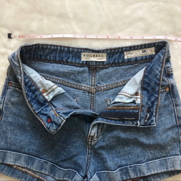 PacSun Bullhead High Rise Mom Denim Short Size 5 - Picture 8 of 8